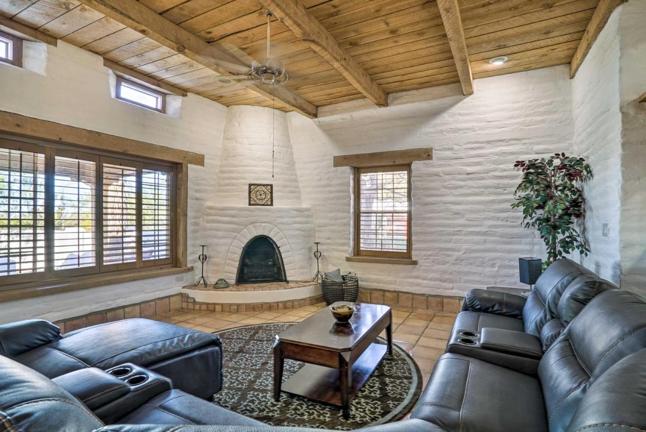 Las Cruces Home La Casa Blanca With Courtyard Екстериор снимка